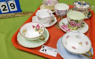 TRAY 6 SHELLEY CUPS AND SAUCERS AND 1 CUP
