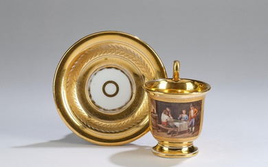 Tasse mit häuslicher Szene Untertasse mit Golddekoren, Paris, um 1840