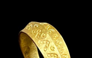 Viking Era Yellow gold Ring