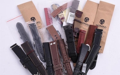 Y A COLLECTION OF LEATHER WATCH STRAPS