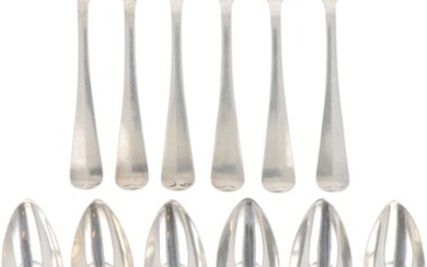 (12) piece set spoons & forks "Haags Lofje" silver.