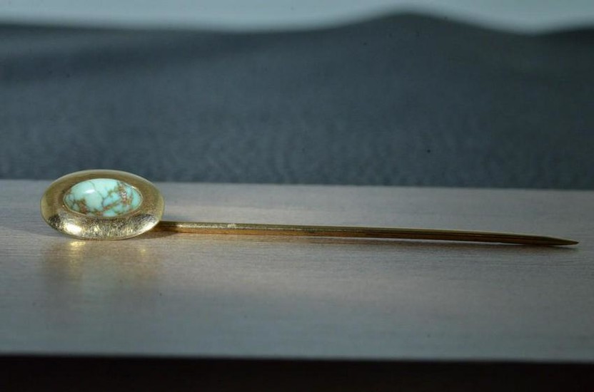 14 KT Yellow Gold Stick Pin set with Turquoise