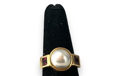 14kt Yellow Gold and Mabe Pearl Ring with Garnet Stones
