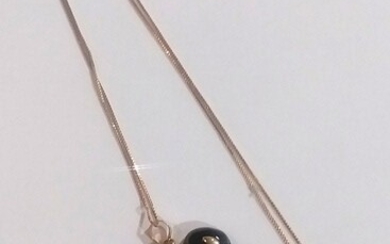14kt and Black Onyx Elephant on 14kt gold chain