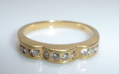 18 kt. Yellow gold - Ring, VS-VVS - 0.30 ct diamonds