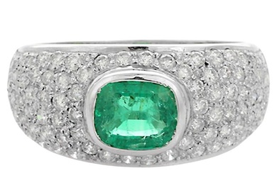 18K White Gold Emerald Ring Along with Clustered Diamonds