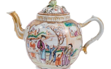 18th century Chinese teapot and cover of large size