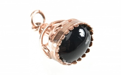 AN ONYX SET FOB PENDANT IN 9CT ROSE GOLD