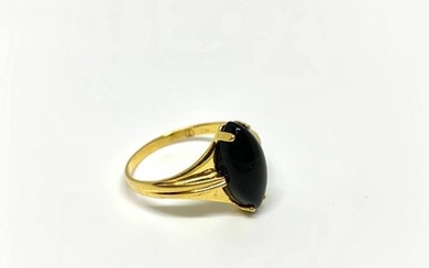 21,6 kt. Yellow gold - Ring - 2.60 ct Onyx