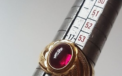 22 kt. Yellow gold - Ring Ruby