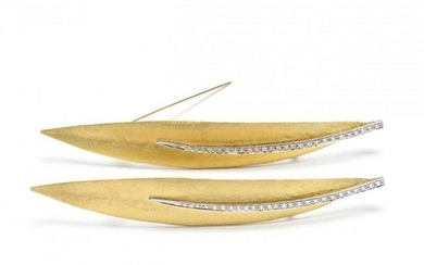 Pair of 18KT Gold and Diamond Leaf Brooches, Vendorafa