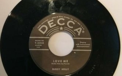 Buddy Holly - Decca records - Love me. (Debut Buddy Holly single).