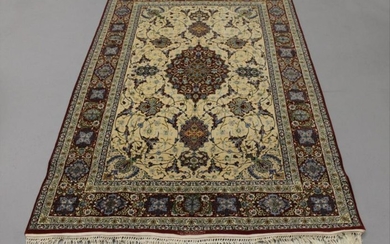 Persian Isfahan High-End Wool & Silk Traditional 5