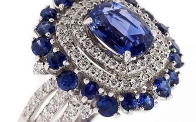 4.26ctw NATURAL SAPPHIRES and Natural Diamonds - IGI Report - 18 kt. White gold - Ring Sapphire