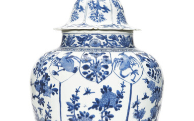 A BLUE AND WHITE JAR AND COVER, KANGXI PERIOD (1662-1722)