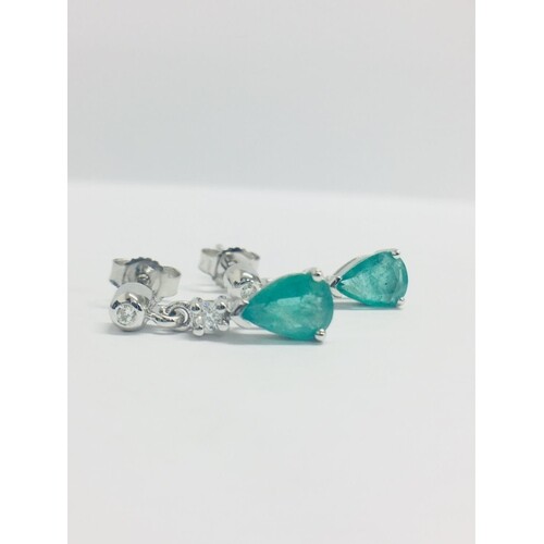 9ct white gold Emerald Diamond Earrings,2X7mmx5mm Emerald na...