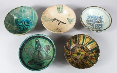 A COLLECTION OF FIVE EARLY ISLAMIC CERAMIC BOWLS