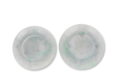 A PAIR OF JADEITE DISHES Late Qing Dynasty
