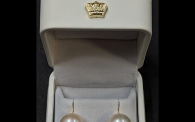 A Pair Of Very Fine 18K Gold 13.5 MM South Sea Pearl Stud Earrings With Original Case