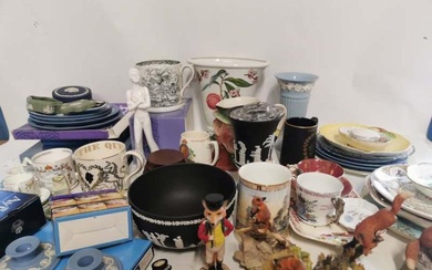 A collection of ceramics to include Wedgwood Jasperware (Black and...