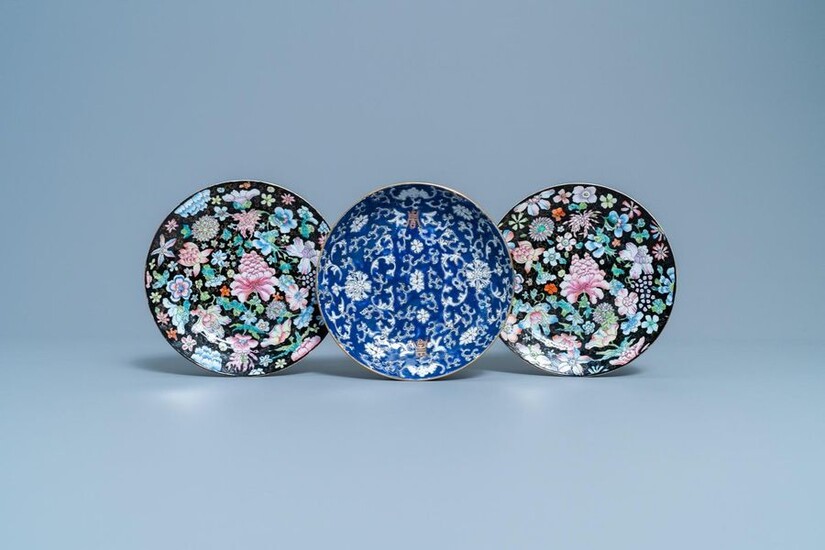 A pair of Chinese famille rose 'millefleurs' plates and a blue ground plate, 19/20th C.