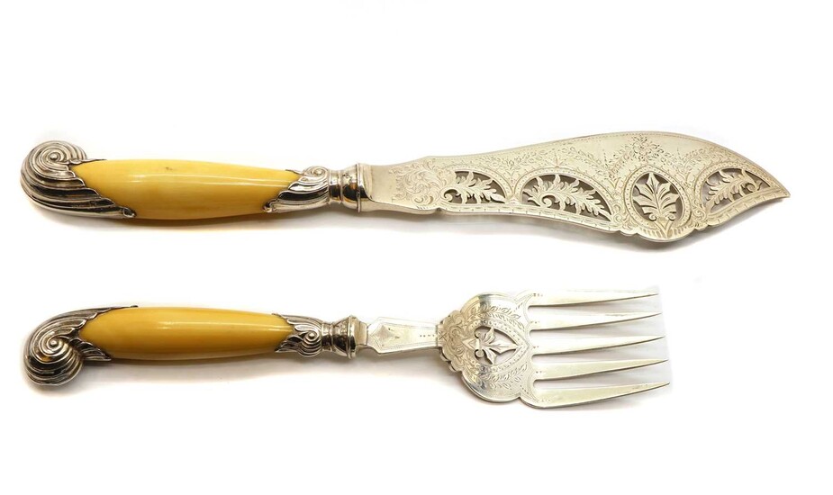 A pair of Victorian fish servers