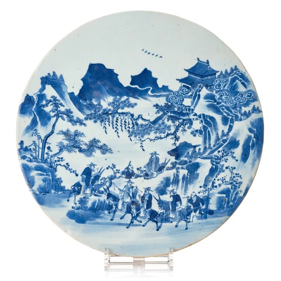 A round porcelain placque, Qing dynasty, 19th Century.