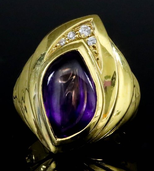 An Amethyst and Diamond Ring, Modern, in 18ct gold...
