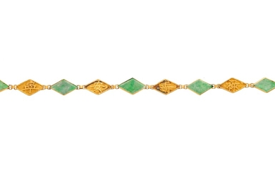 Bracelet chinois en or 18ct du début du 20e siècle en jade cabochon, avec des...