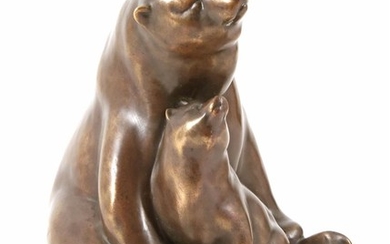 (-), Bronzen sculptuur van beer met jong 30...