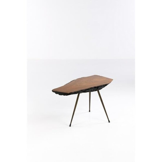 Carl Auböck (1900-1957) Coffee table Walnut and brass Model created circa 1948-49 H 53,5 ×