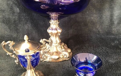 Centerpiece, Salt boat, mustard jar (3) - .813 silver, .950 silver, Bohemian crystal blue glass - France - Mid 19th century