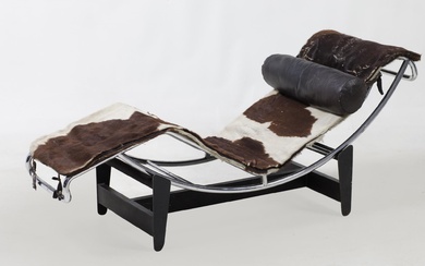 "Chaise Longue" model LC/4, design by Le Corbusier, Pierre Jeanneret and Charlotte Perriand Cassina, c.1970