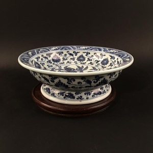 Chinese Blue-White Porcelain 'Bird' Bowl, Xuan De Mark
