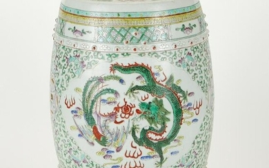 Chinese Guangxu Porcelain Garden Barrel