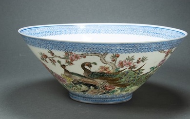 Chinese eggshell porcelain bowl