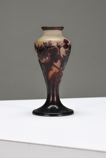 Émile GALLÉ (1846-1904) Vase balustre reposant... - Lot 3 - Richard Maison de ventes
