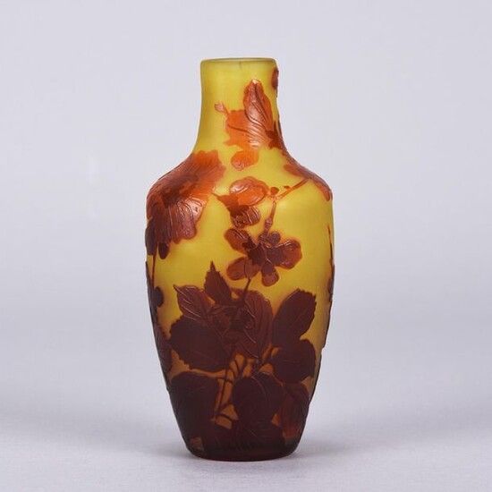 Emile Gallé (1846 ~ 1904) French Art Nouveau Cameo Glass Vase. Japanese inspired red floral decoration on a yellow field with original Gallé labels to base, signed Gallé in cameo script. Circa 1900. Height 16 cm.