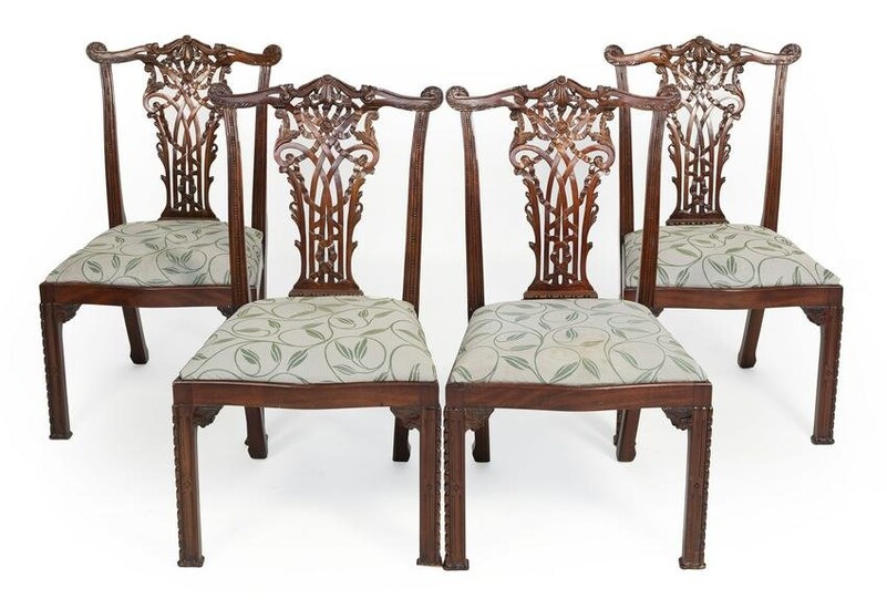 FOUR CHIPPENDALE-STYLE SIDE CHAIRS Contemporary Back