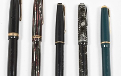 [Fountain pens] Collection of five Parker fountain pens with gold nibs 5 Parker fountain pens....