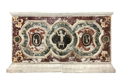 Frontal in polychrome marble committed, 17th century