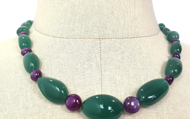 Green QUARTZITE Raspberry SAPPHIRE Gemstone Beads NECKLACE :52.97gms Natural Quartzite Uneven Plain Necklace 11*7mm-24*15mm 17"