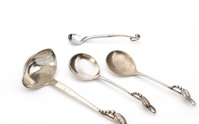 SOLD. Georg Jensen: "Blossom", a.o. A sauce ladle, two maramalade spoons and a mustrad spoon of sterling silver. (4) – Bruun Rasmussen Auctioneers of Fine Art
