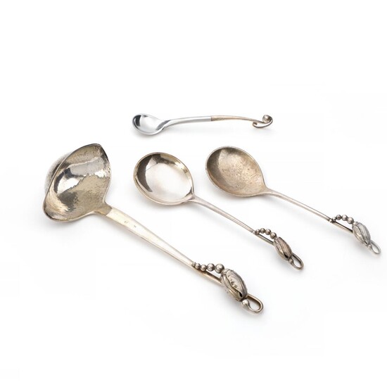 SOLD. Georg Jensen: "Blossom", a.o. A sauce ladle, two maramalade spoons and a mustrad spoon of sterling silver. (4) – Bruun Rasmussen Auctioneers of Fine Art