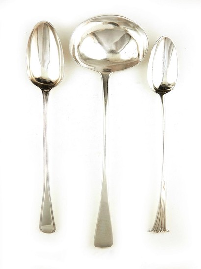 George III silver flatware serving pieces (5pcs)