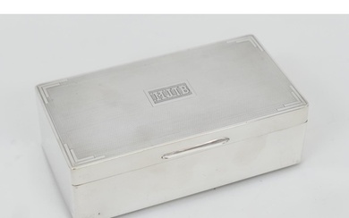 George VI silver cigarette box, Birmingham 1947, rectangular...