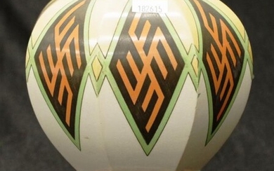 Good vintage Arabia Finland table vase marked to base,...