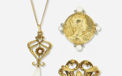 Group of Art Nouveau jewelry