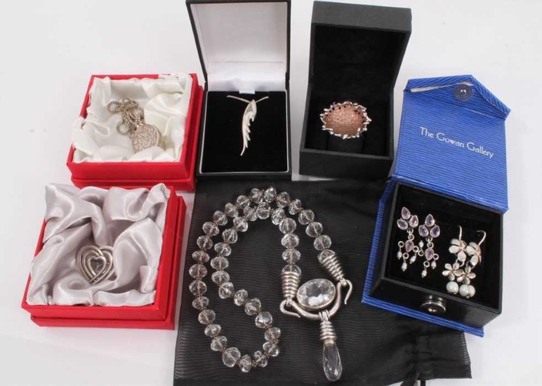 Group of silver jewellery