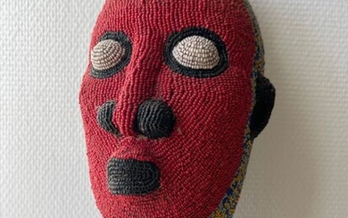 Head - Beads, Terracotta - Bamileke - Cameroon - 35.5 cm